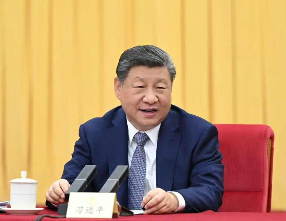 两会第 一观察｜总书记指引加紧推进健康中国建设